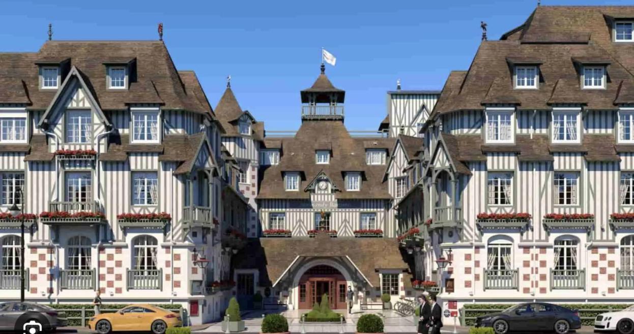 Grand Studio Hyper Centre Avec Balcon Tout Refait Mars 2025 Deauville Luaran gambar